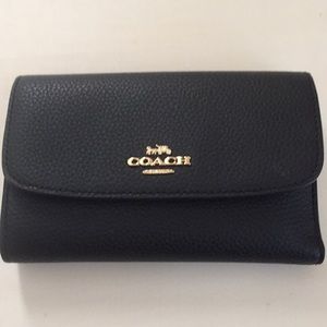 Coach black wallet mid size 6” x 4” very nice